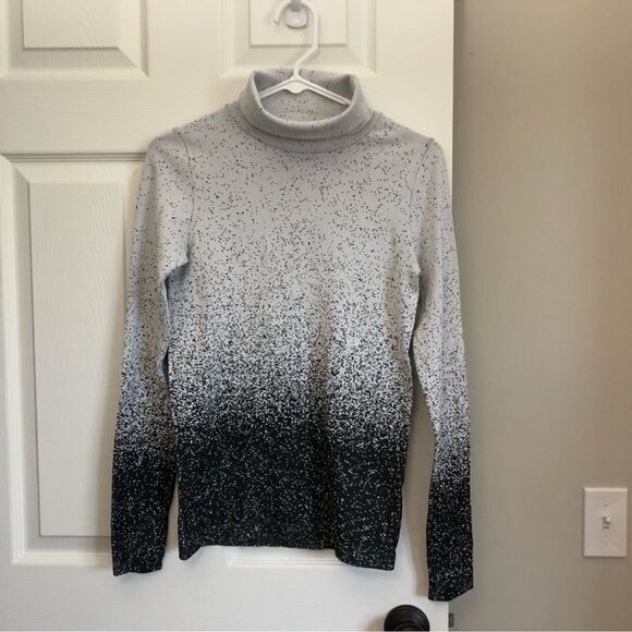 Athleta Flurry Base Layer Ombre Turtleneck Outdoors Top S - Picture 4 of 9
